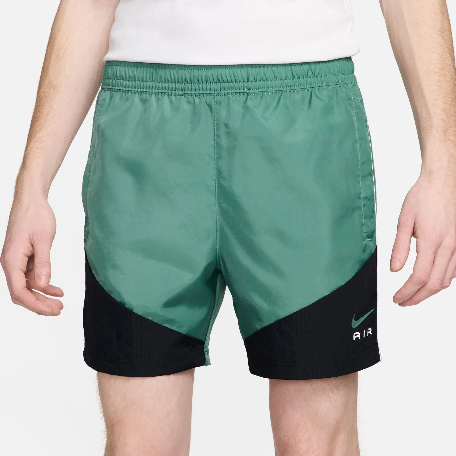 Air Woven Short - Mens