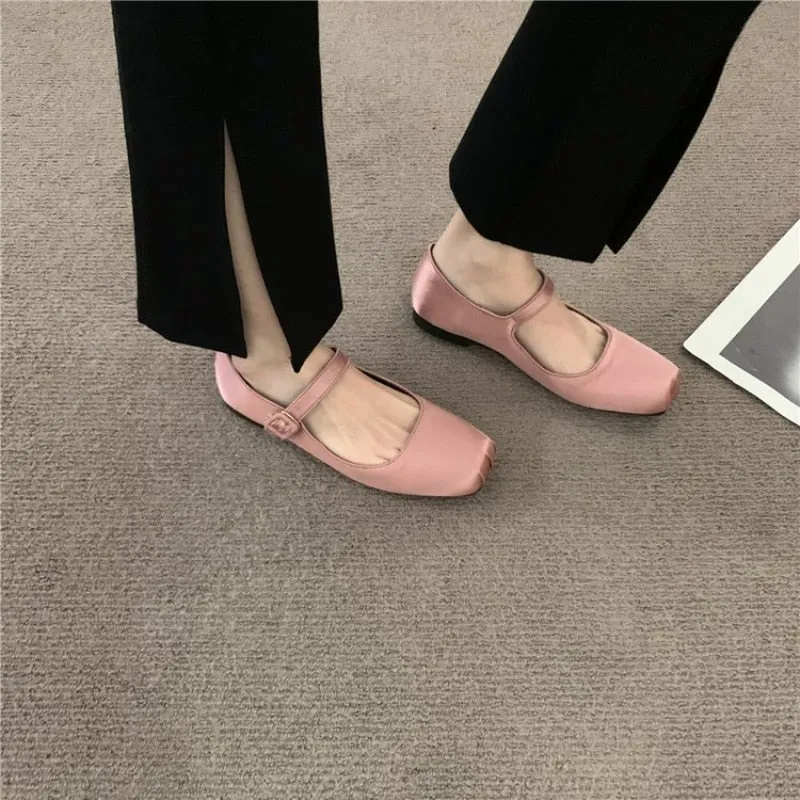 Amozae 2023 Spring Women Flat Shoes Fashion Silk Square Toe Shallow Ladies Ballet Shoes Soft Casual Flat Mary Jane Shoes Women Shoes