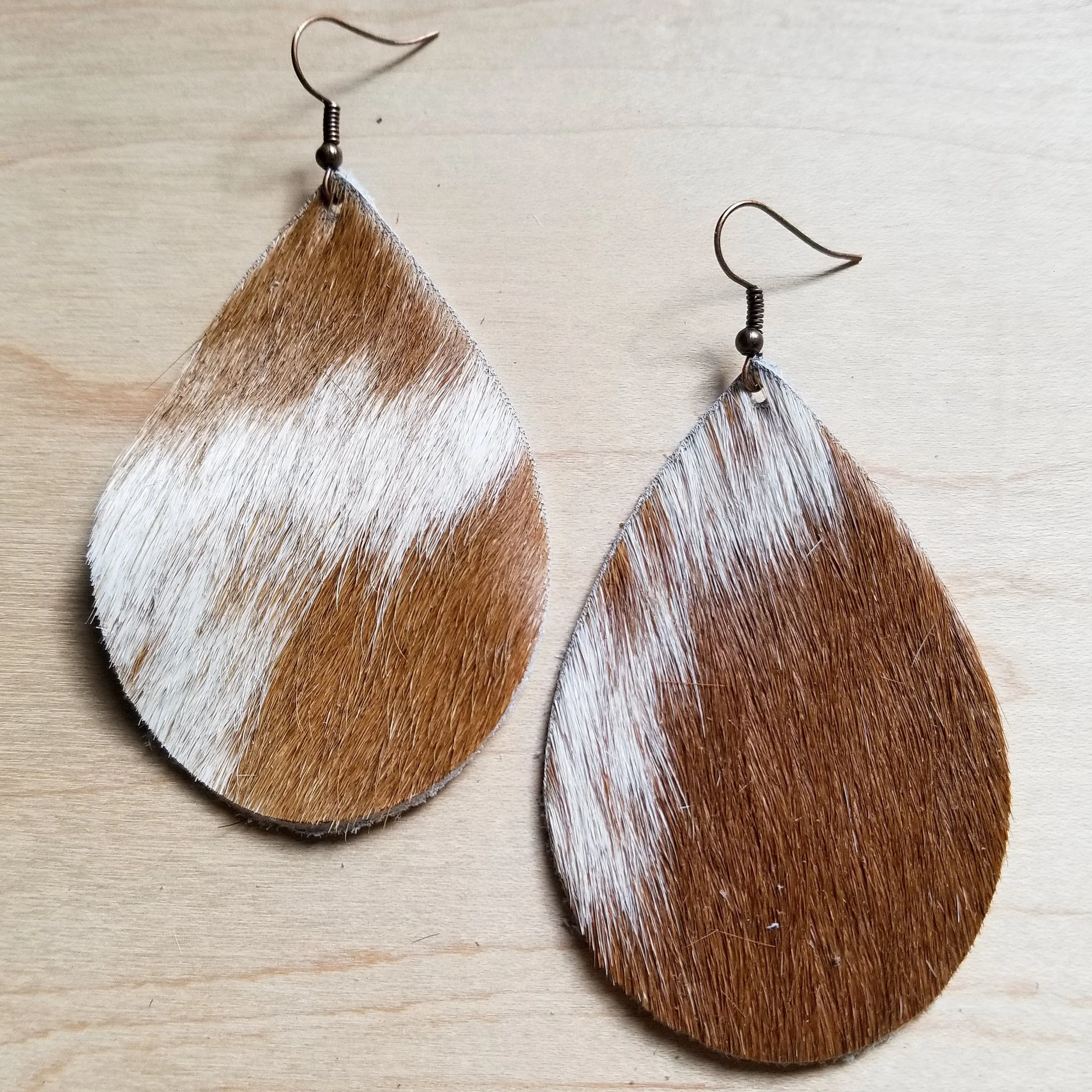 Leather Teardrop Earrings Tan and White Hair-on-Hide 222d