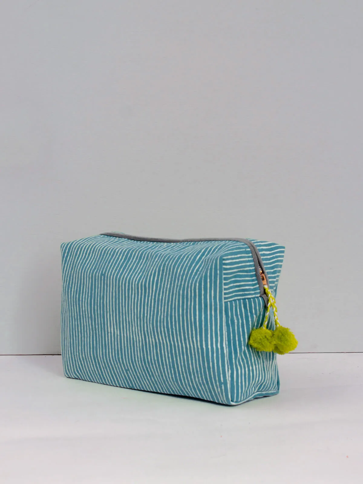 Stripe Washbag, Blue