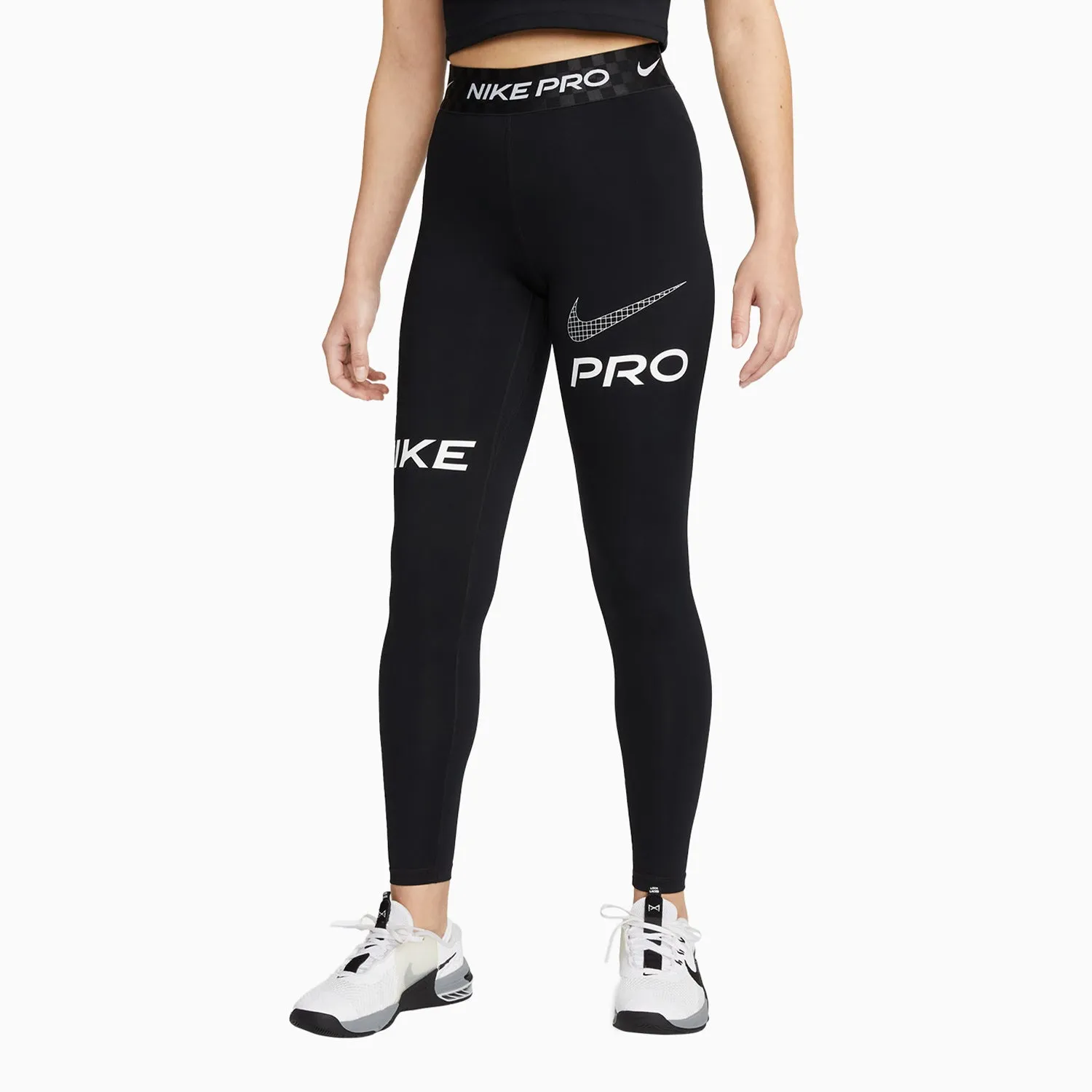 Women's Nike Dri-Fit Get Fit Outfit