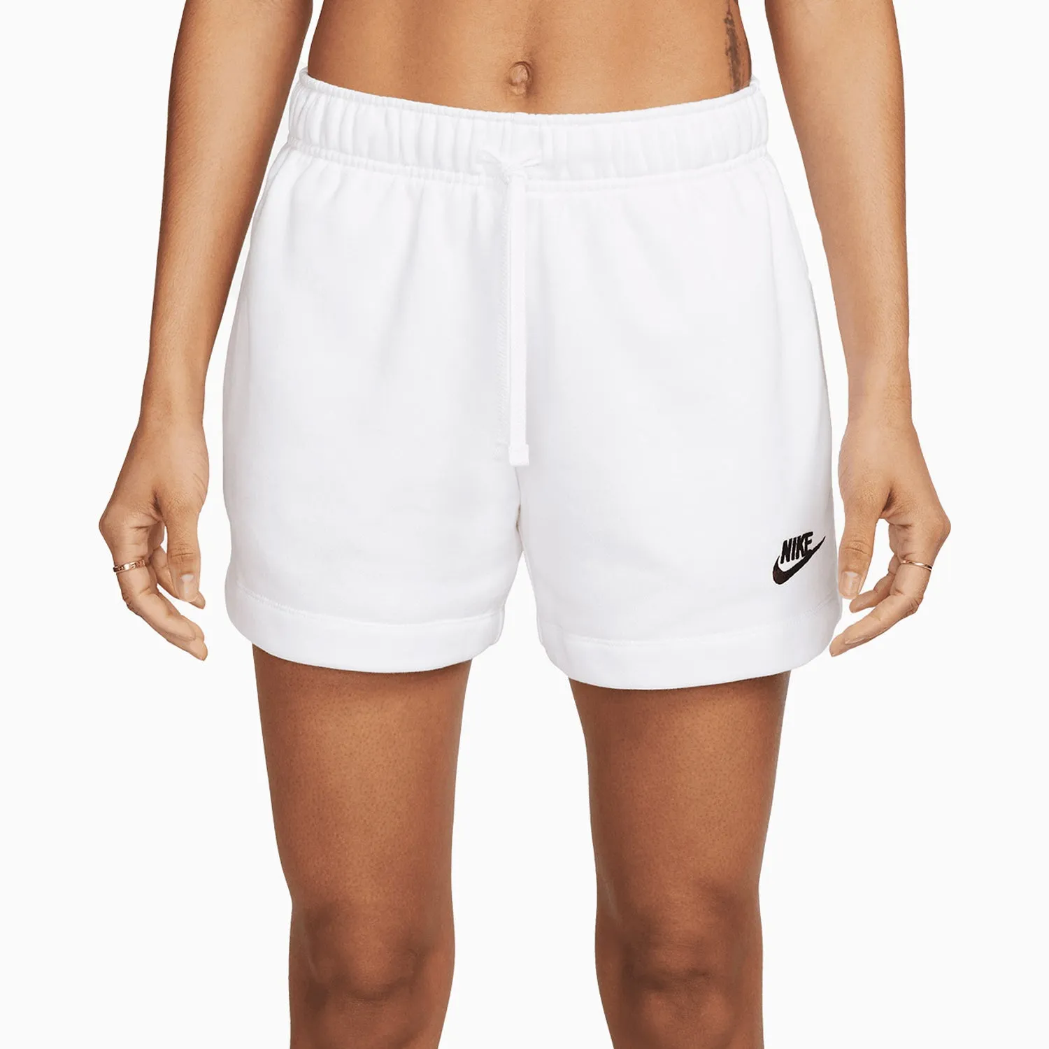 Women's Nike Sportswear Club Essentials Outfit