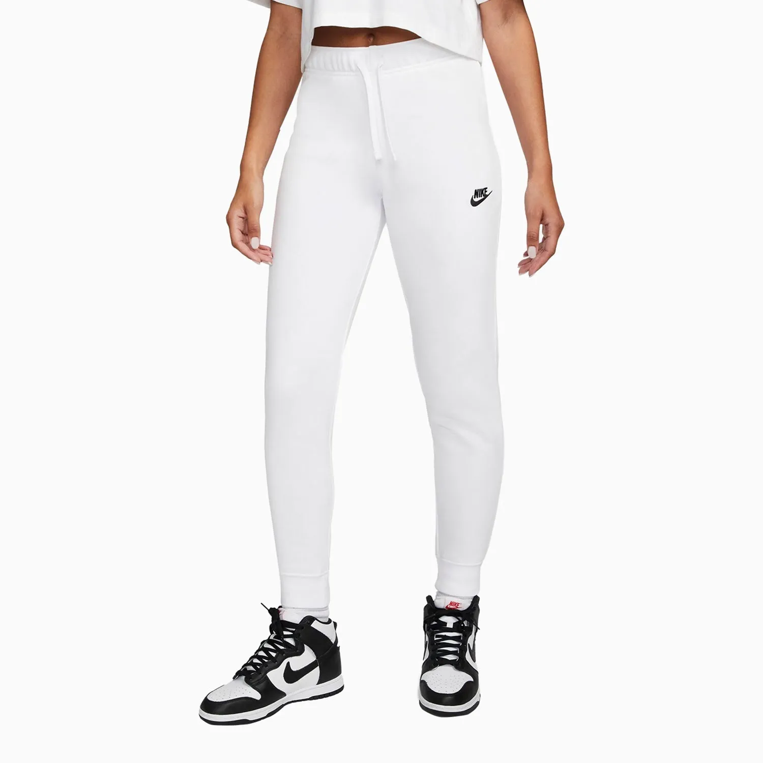 Women's Nike Sportswear Club Fleece Outfit